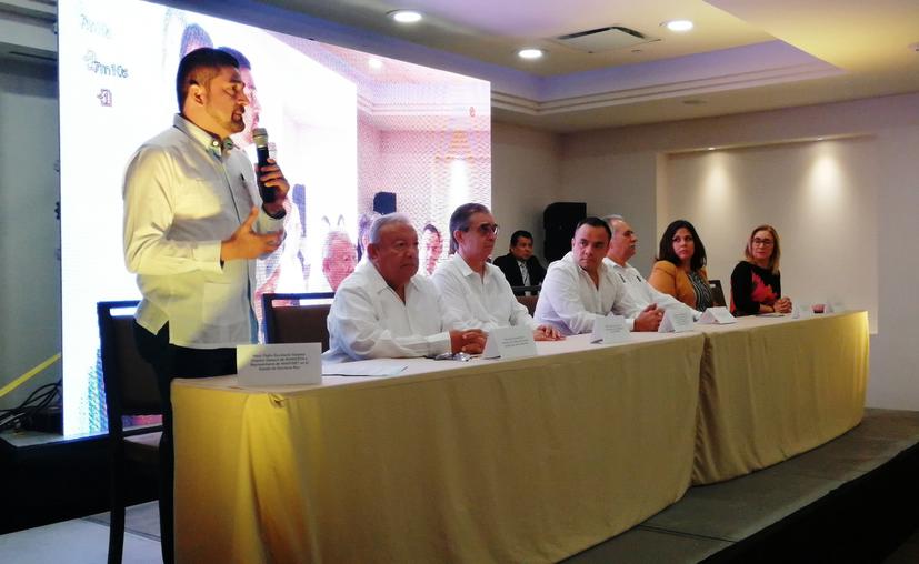 Inicia congreso de especialistas del ramo fiscal