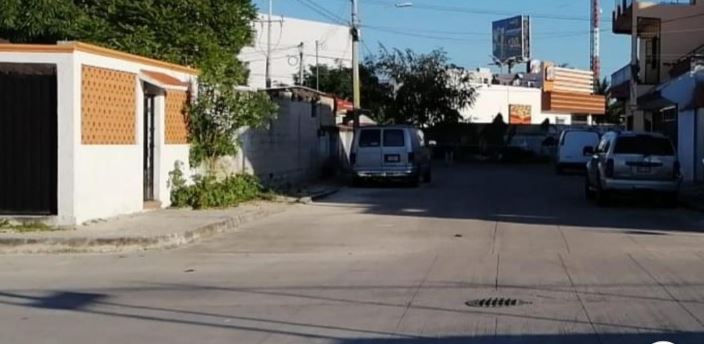 Cancún: Balean a mujer policía que intentaba frenar una riña