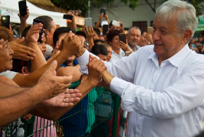 AMLO no cancelará giras al interior de la República por coronavirus en México