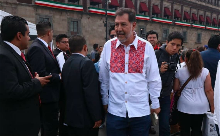 Noroña se burla del desabasto de medicina en México y lo destrozan en Twitter