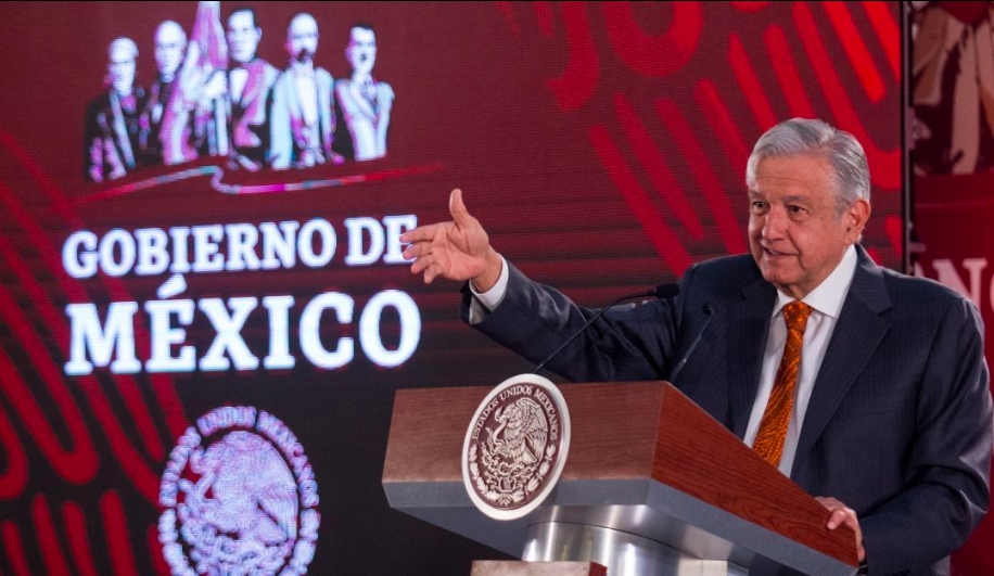 AMLO dice que aún no hay desbordamiento del coronavirus en México y pide calma