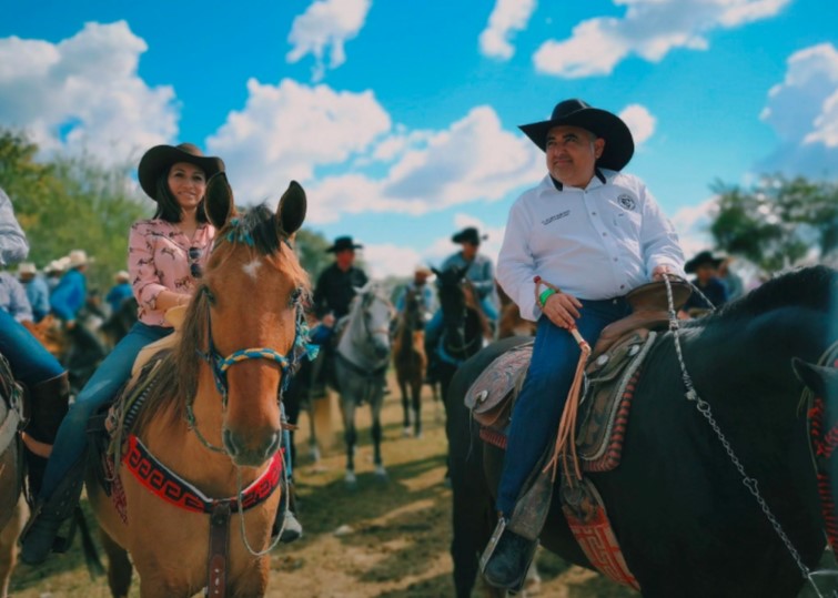 Alcalde de Campeche prepara el desayuno; se queda sin servicio por paro nacional