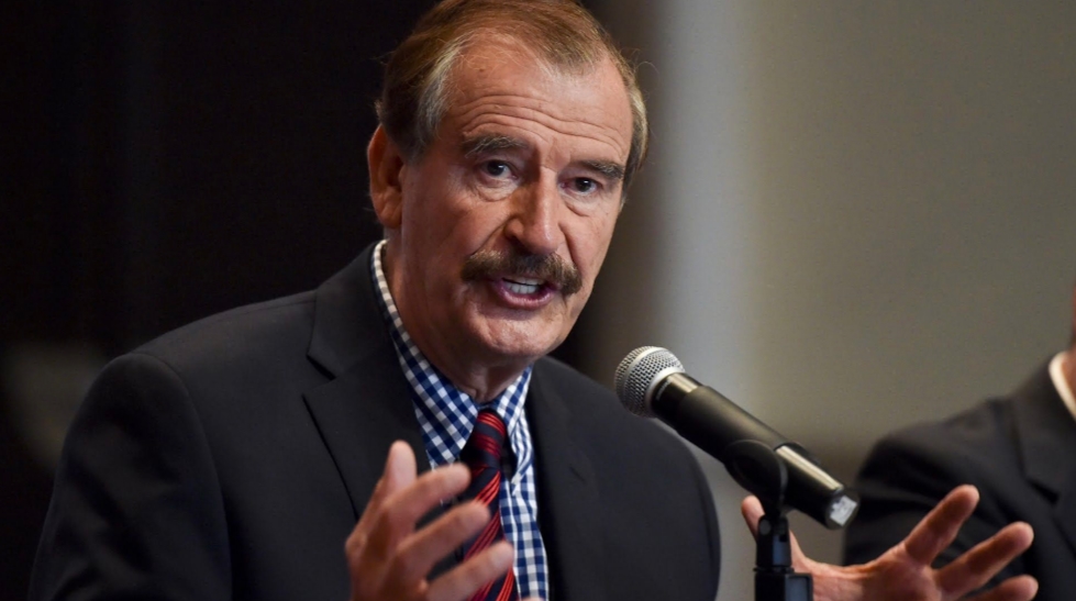 Vicente Fox es HUMILLADO por regresar a Twitter, ¡Ya siéntese señor!