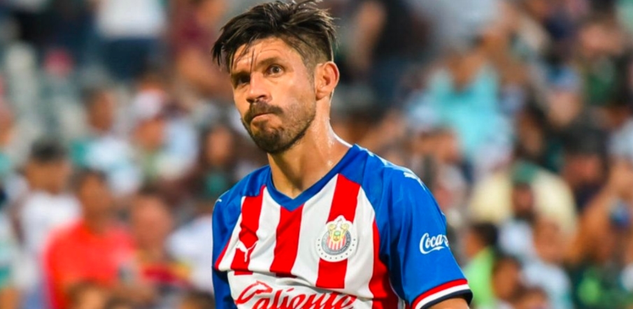 Oribe Peralta es provocado por fan de las Chivas en Instagram