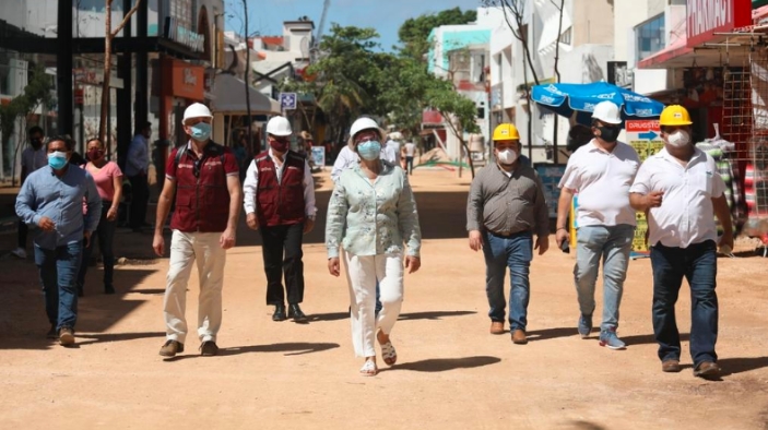 Continúa modernización de la Quinta Avenida con aval de regidores de Solidaridad