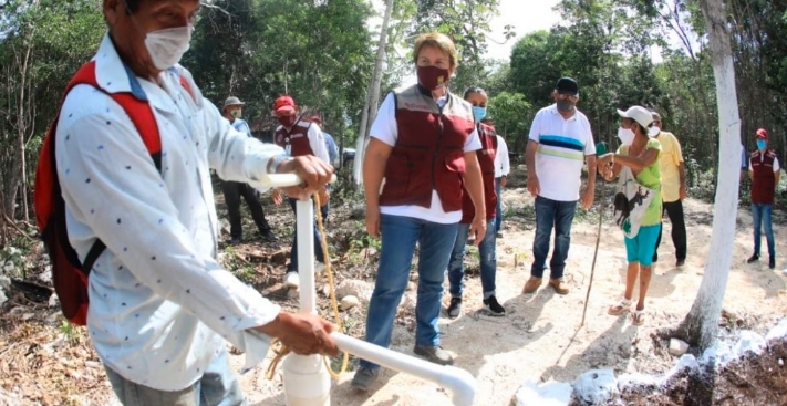 Impulsa Laura Beristain a productores de Santa Cecilia