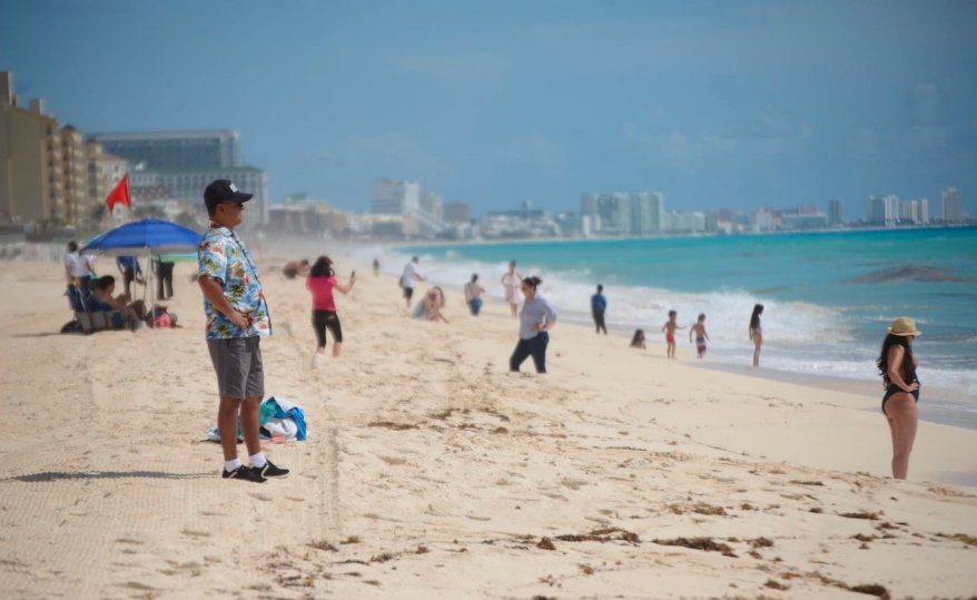 No se han entregado playas a particulares, afirma AMLO; habla de Playa del Carmen