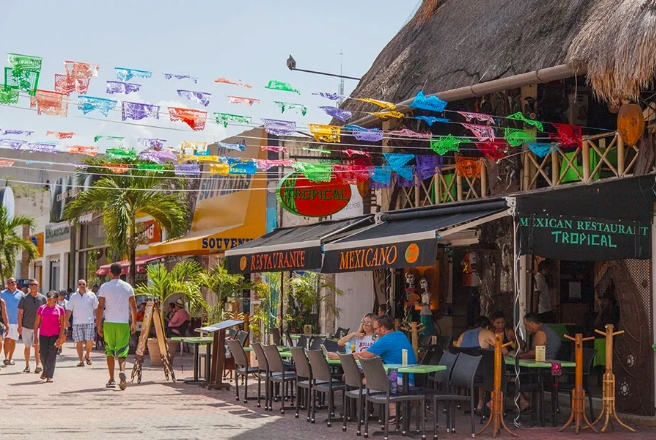 Por números rojos restaurantes de Playa del Carmen no se unen al Buen Fin