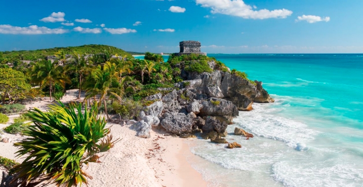 Gobierno de Víctor Mas Tah moderniza la avenida Cobá, en Tulum