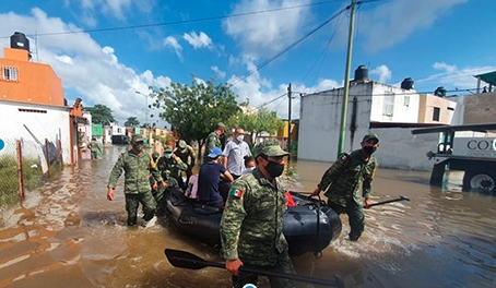 Suman 368 mil damnificados por inundaciones en el sureste