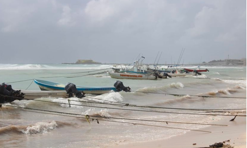 Cierre de puerto suspende actividades de servicios acuáticos en Playa del Carmen