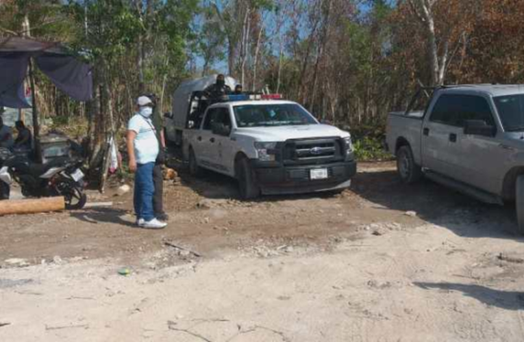 Aseguran camionetas de lujo en zona de invasión de Cancún