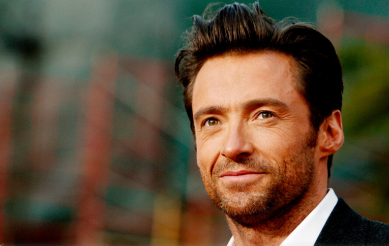 Por esta razón Hugh Jackman pide disculpas a sus fans