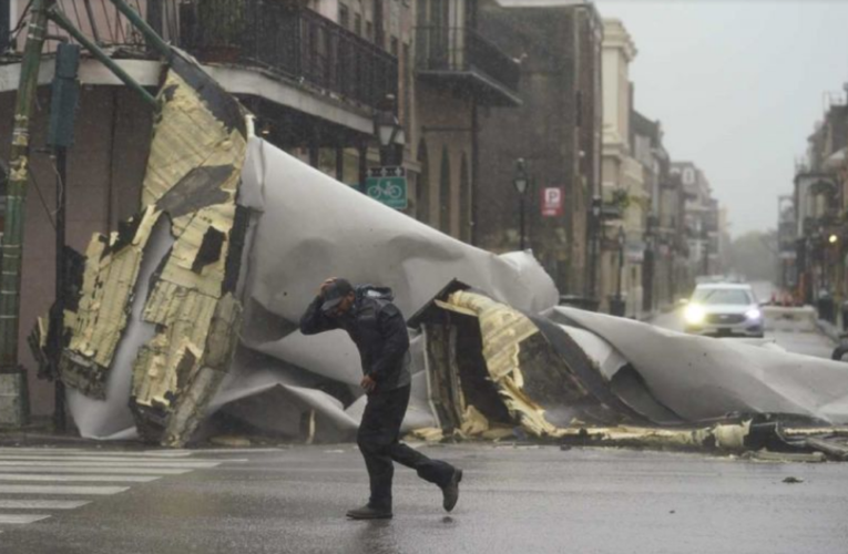 ‘Ida’ causa apagones en todo Nueva Orleans