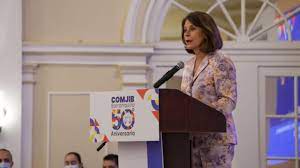 La vicepresidenta dice que Colombia no puede “seguir asimilando” migrantes venezolanos