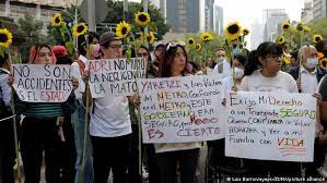 Cientos marchan en Ciudad de México para sacar al Ejército del metro