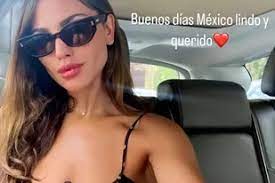 Eiza González viajó a México por los festejos patrios y cautivó a todos con su look y un particular antojo