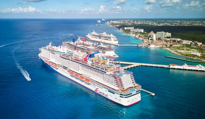 Cozumel desbordada en 2024: prevé más de tres cruceros al día