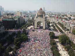 The New York Times: México dio un duro golpe a su democracia y debilitó al INE