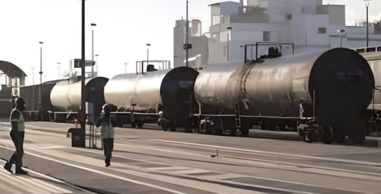 AMLO busca acuerdo con Grupo México por ocupación de tramo de Ferrosur, "pero no en dinero"