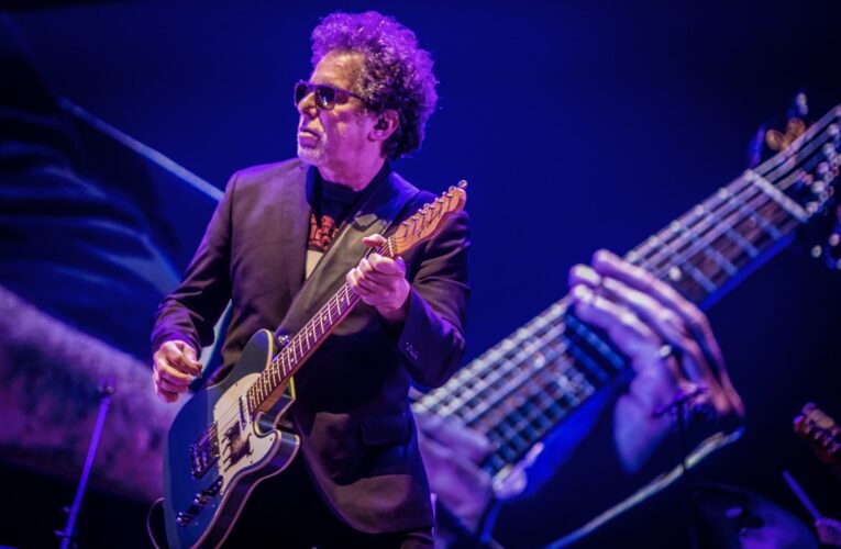 ¡No podrás creerlo! "Revelamos el lado oscuro de Andrés Calamaro: ¿realmente es auténtico o solo un icono involuntario?