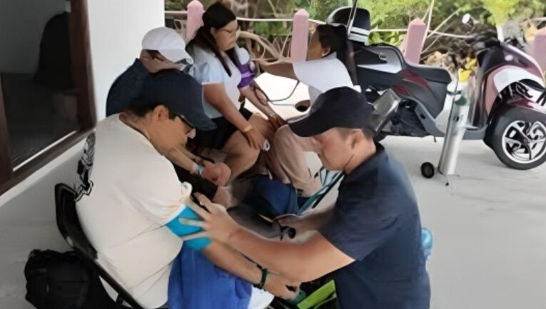 Rescatan a turistas que terminaron atascados en Punta Molas en Cozumel