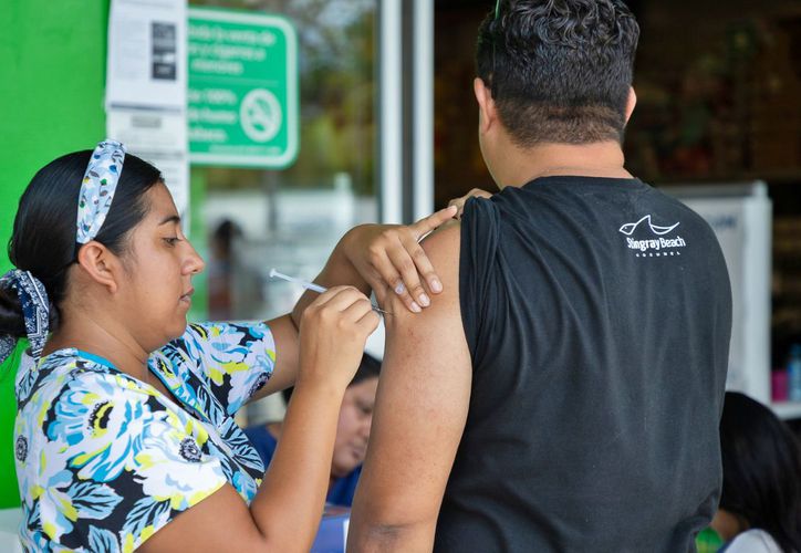 Organizan primera campaña de salud en clínica naval de Cozumel