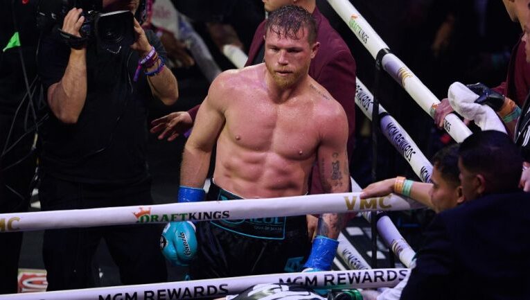 Canelo Álvarez ‘evade’ a David Benavidez y se muestra dispuesto a pelear con Terence Crawford