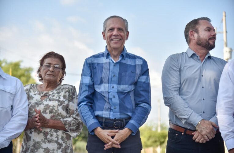 Gerardo Vargas inaugura dos calles la zona rural; en ejido 18 de marzo y Mochis