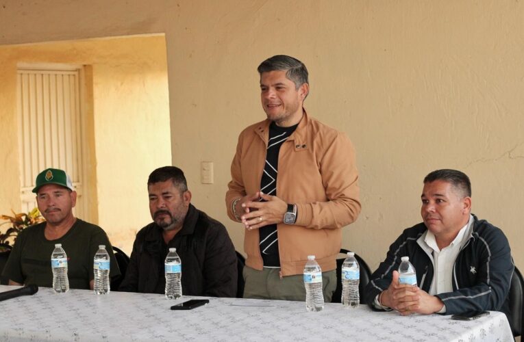 Beto Vázquez entrega obra de rehabilitación del pozo de agua potable en Huatabampo