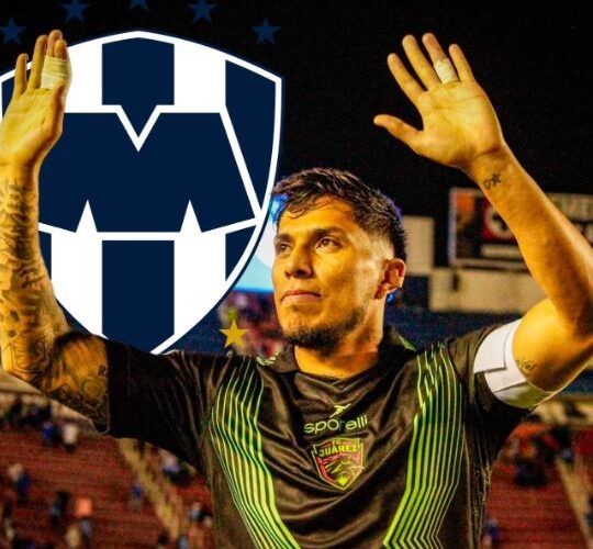 ¡Buscan central! Rayados de Monterrey quiere fichar a Carlos Salcedo