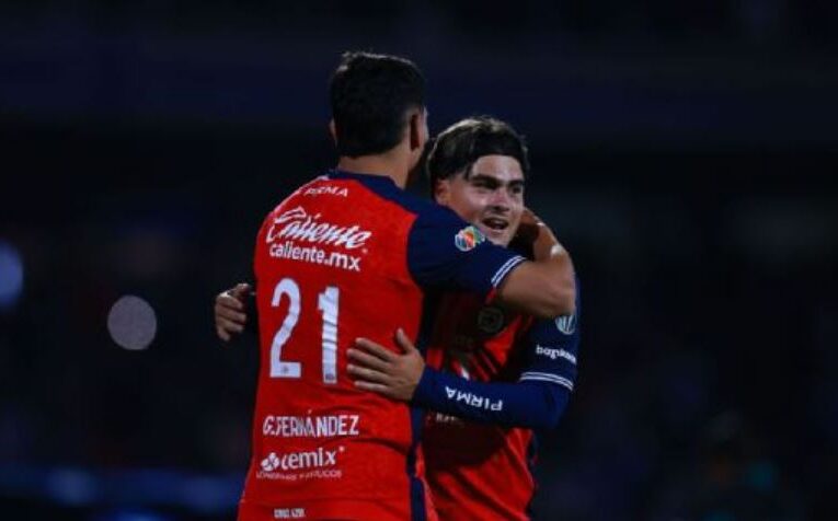 Cruz Azul vs. Léon: La Máquina pita en medio de nueva polémica con vectores