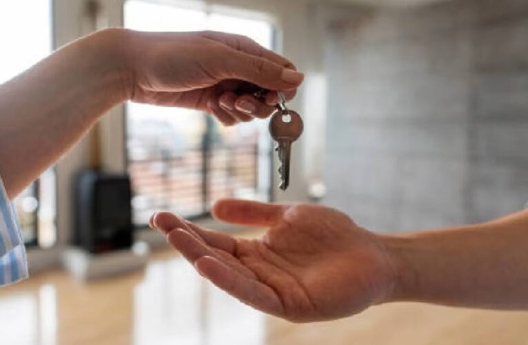 Infonavit suspenderá cobro de crédito a trabajadores que pierdan su empleo