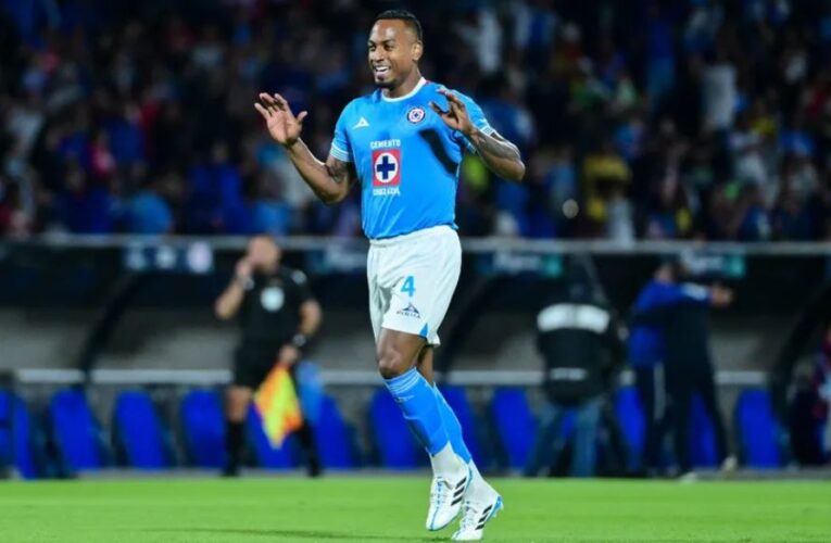 Cruz Azul se olvidó de Anselmi y ahora quiere el doblete de la mano de Vicente Sánchez: Willer Ditta