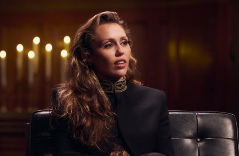 Miley Cyrus revela que Harrison Ford le dio el consejo que definió su nuevo álbum y película