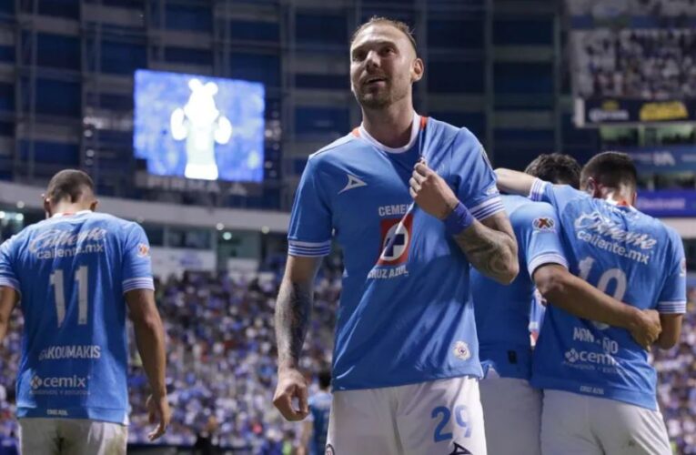 Rodolfo Rotondi niega interés en salir de Cruz Azul y desea levantar un título para enmendar sus errores