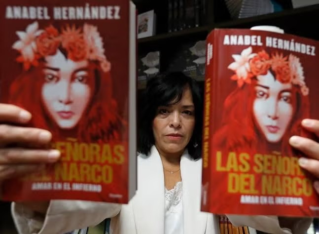 Multa millonaria contra la editorial de Anabel Hernández por el uso indebido de imagen en ‘Las señoras del narco’