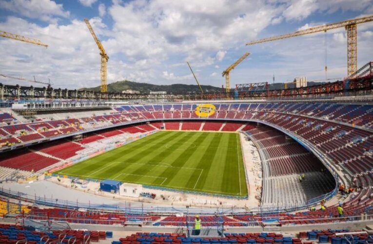 Barcelona retrasa su regreso al Camp Nou por no obtener licencia y jugará el Joan Gamper en el Johan Cruyff