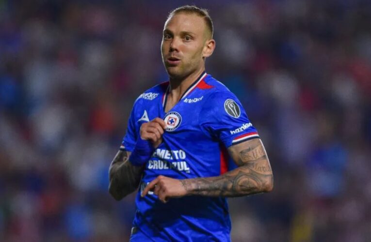 Rodolfo Rotondi renueva su contrato con Cruz Azul con ‘estatosférica’ cláusula de rescisión
