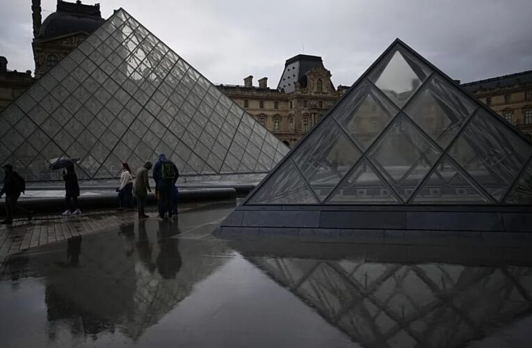 Detenidos a 5 nuevos sospechosos por el robo en el Louvre