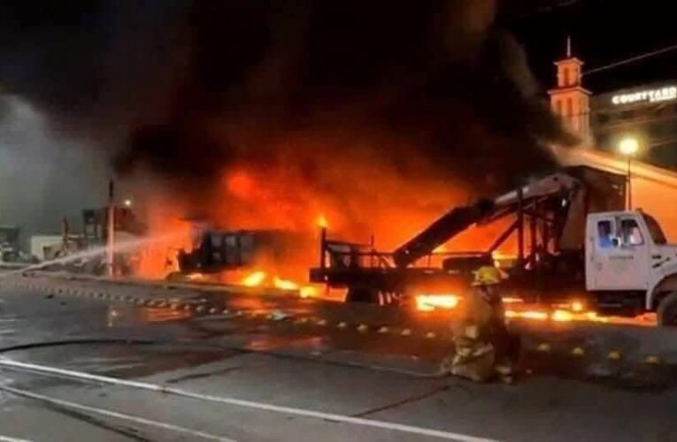 Explosión de tráiler deja tres personas sin vida y caos en Ciudad del Carmen
