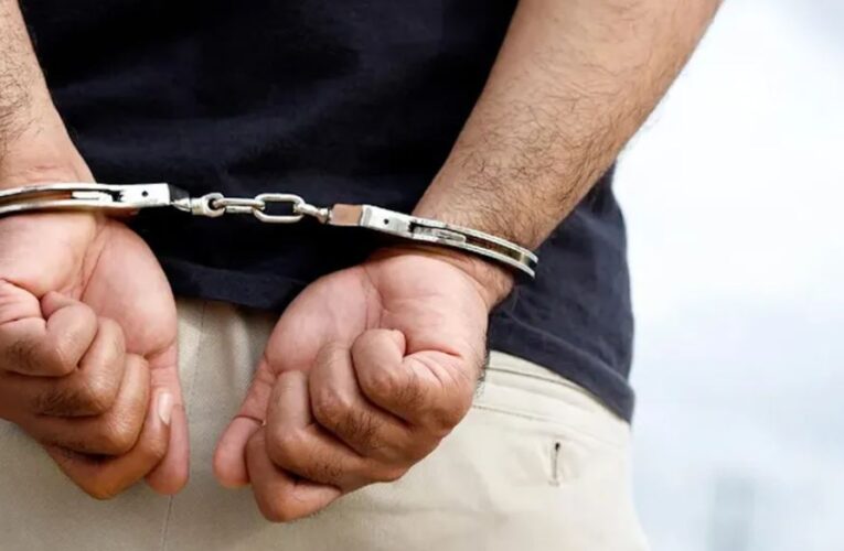 México extradita a Estados Unidos a hombre acusado de traficar fentanilo y otro por abuso sëxuäl