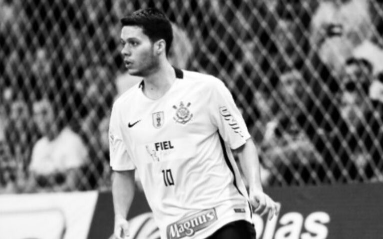 Pierde la vida futbolista profesional a los 32 años; se desvaneció tras un partido