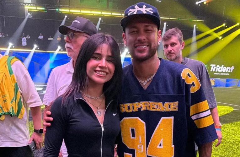 Alana presume foto con Neymar y enciende las redes sociales