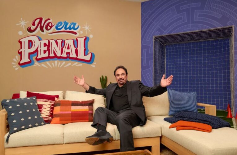 Una noche en el Estadio Ciudad de México: la experiencia de Airbnb con Hugo Sánchez que incluye boletos para el partido inaugural de la Copa Mundial de la FIFA 2026