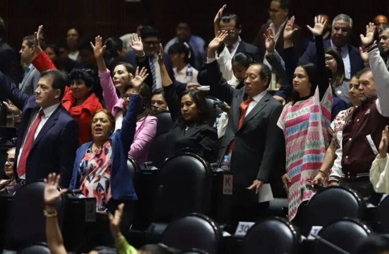 Diputados de la 4T y MC aprueban el plan B electoral en lo general