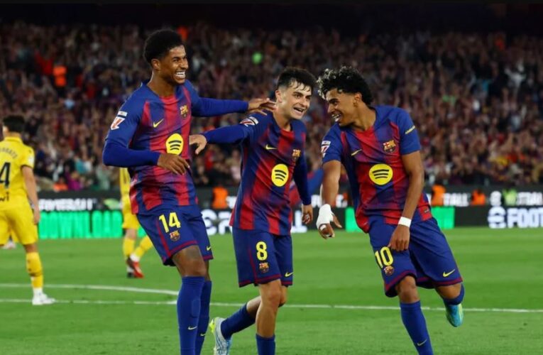 Barcelona se sobrepone a la presión y vence al Espanyol para reforzar su liderato en LaLiga