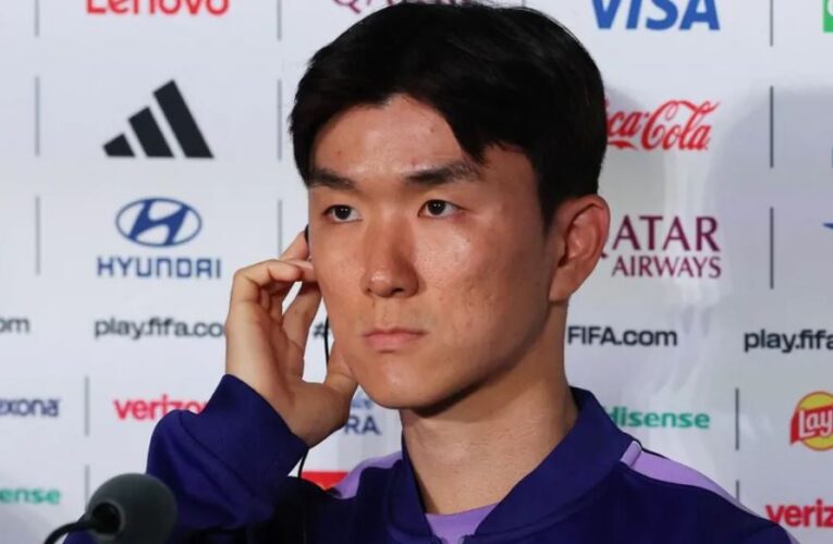 Hwang In-beom elogia a su excompañero Santiago Gimenez y espera verlo en la cancha