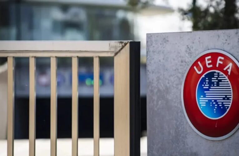 UEFA amenaza con boicotear torneos de la FIFA