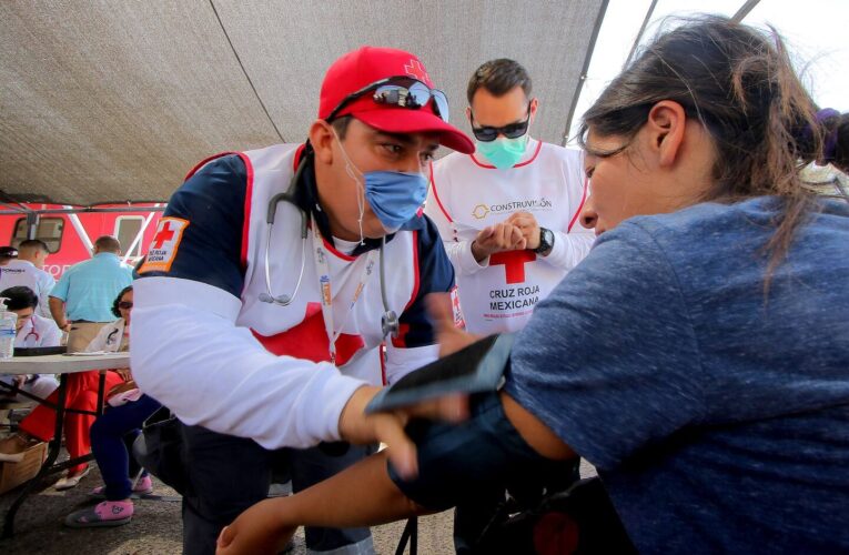 Sonora inicia estrategia nacional de salud para migrantes con vacunación y apoyo psicológico sin importar su estatus